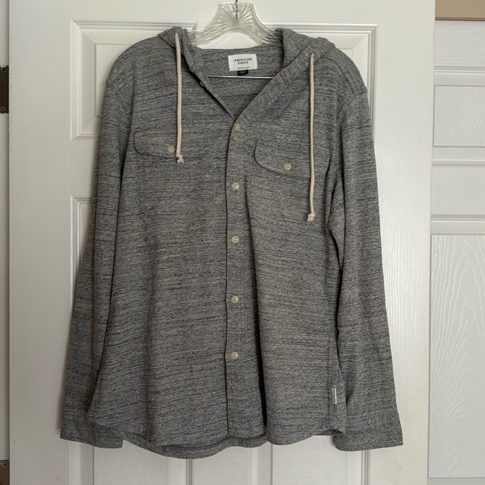 American Eagle Gray Button Down S